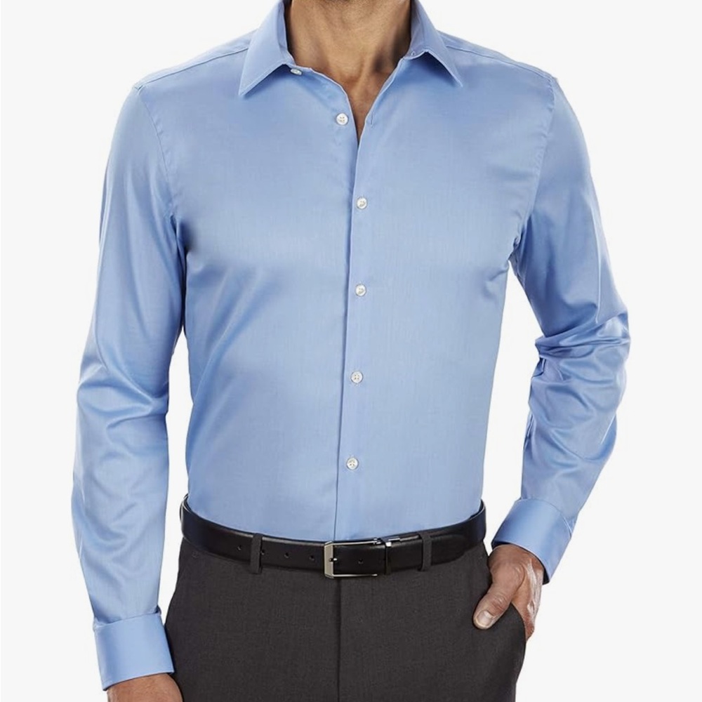 Van Heusen’s Men’s Slim Fit Dress Shirt